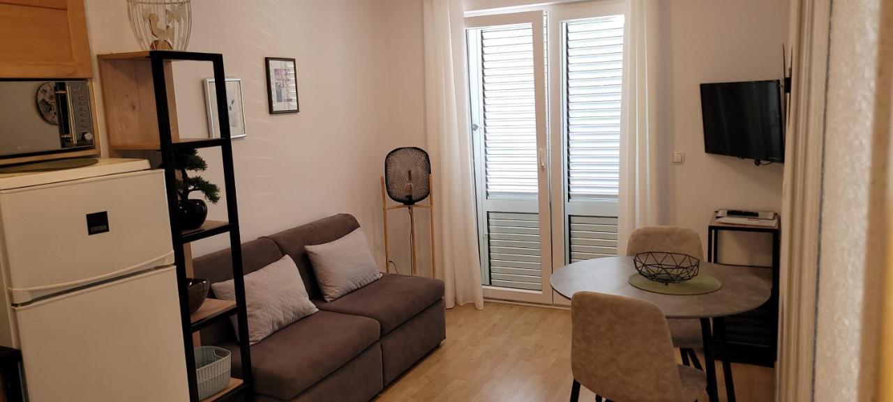 Rooms Magdalena Krk Krk Town Esterno foto